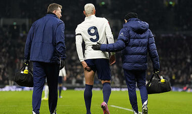 Ришарлисон получил травму. Почувствовал мышцы задней поверхности бедра