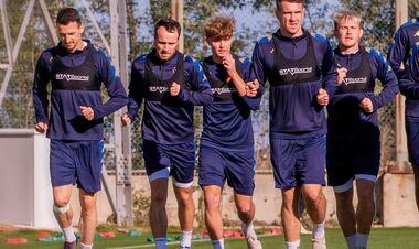 Товарищеские матчи, 11 января. Матч команды Беседина завершен досрочно