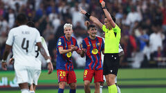 ВИДЕО. За что де Йонг получил красную на 90+1 минуте матча Барселона – Реал