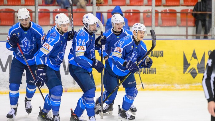 Гравцю стало погано, відключення світла. Сокіл провів непростий матч