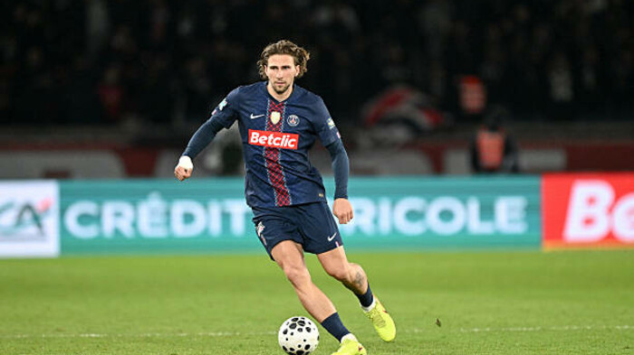 Чи винен? Названа оцінка Забарного за матч, в якому ПСЖ вилетів з кубка