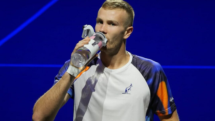 Виталий Сачко – Виктор Дурасович. Смотреть онлайн. LIVE трансляция