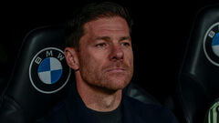 Хабі Алонсо є фаворитом, щоб очолити іменитий англійський клуб