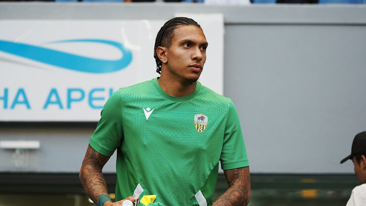 Названа сумма, которую получил Кривбасс от продажи Аморозо в Молдову