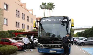 Металлист 1925 прибыл в Испанию. Список игроков на сбор Бартуловича