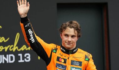 Макларен: «Легко забыть, что он выступает в Формуле-1 всего третий год»