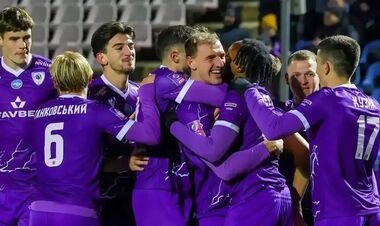 Лидер украинского футбола и еще 20 команд получили трансферный бан