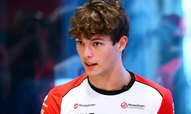 Пілот Ф1 про переговори з Феррарі: Хочу, щоб вони розуміли, що відбувається