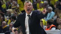 ОФИЦИАЛЬНО. Победитель Евролиги продлил контракт с главным тренером