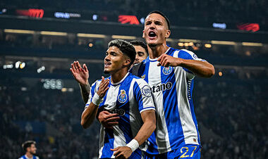 Порту переміг в усіх дев'яти стартових матчах сезону