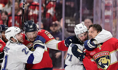 НХЛ. Тампа і Флорида влаштували дикий матч з бійками на 186 хвилин штрафу