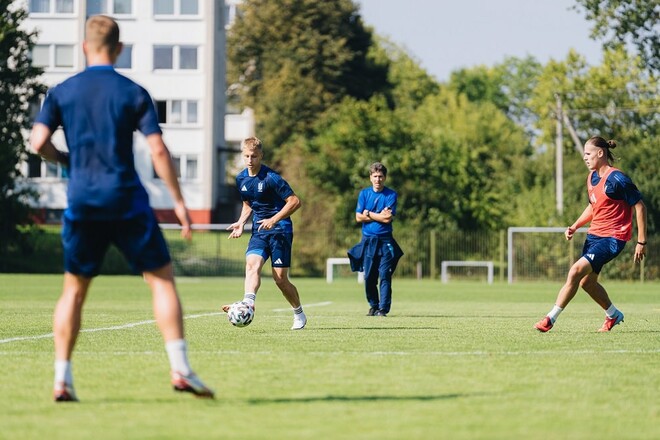 С топ-форвардом. Мельгоса объявил заявку молодежной сборной Украины