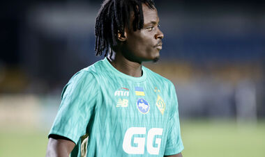 Футболіст Динамо спакував валізи та вирушить до Туреччини