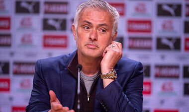 Моуриньо сказал все, что думает о поражении Бенфики и игре Судакова