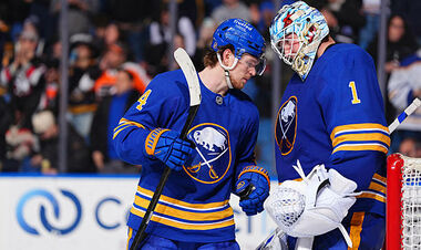 НХЛ. Кризис Рейнджерс, 8 шайб Оттавы, прорыв Баффало, победа Вегаса