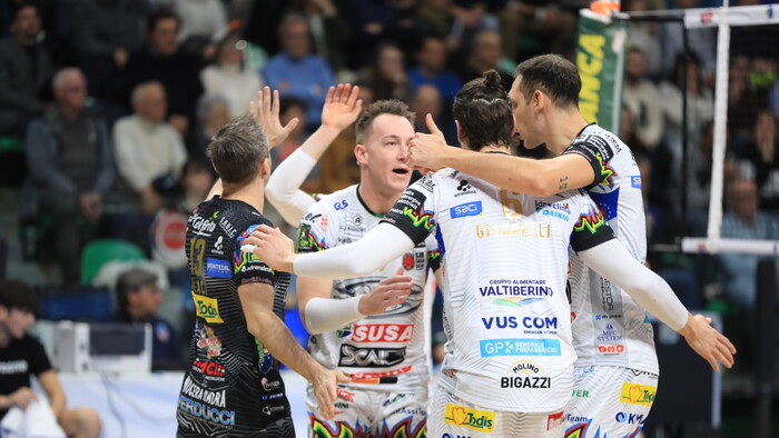 Перуджа Плотницкого одержала сухую победу над новичком Суперлиги Италии