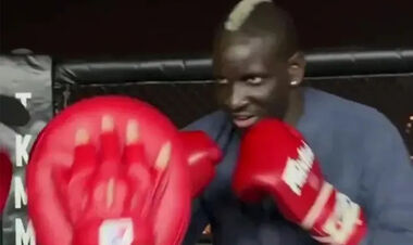 ФОТО. Бывший футболист Ливерпуля может стать боксером