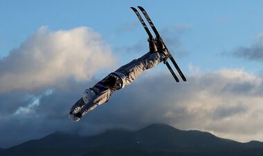 Збірна України у лижній акробатиці може отримати 8-му путівку на ОІ