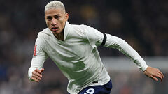 Форвард сборной Бразилии выбыл на 2 месяца из-за травмы. Тренер подтвердил