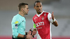 Новые правила на подходе? Паузы в футболе хотят жестко сократить