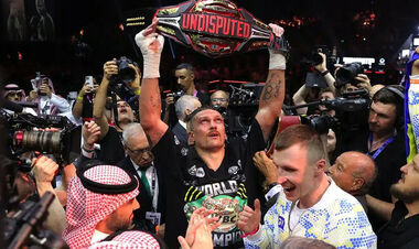 Усик хочет подписать историческое соглашение и установить рекорд в боксе