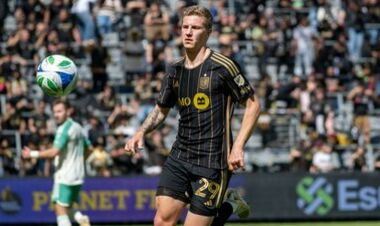 Артем СМОЛЯКОВ: «Ингулец – это хороший трамплин для всех игроков»