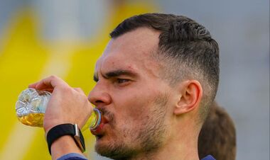 ФОТО. «Він з нами». Український захисник приєднався до ЛНЗ у Туреччині