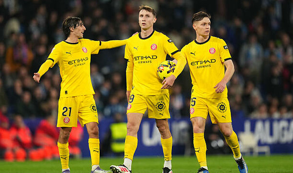 Дубль українця. Жирона здобула перемогу в дербі Каталонії