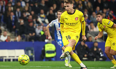 Переможний дубль Ваната, жереб Ліги конференцій, медалі Тарасюк і Приходько