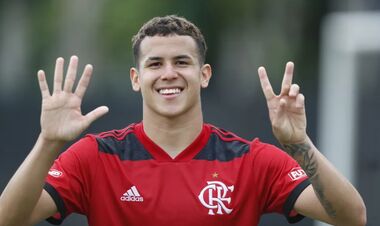 Клуб УПЛ пригласил на просмотр воспитанника Фламенго