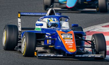 Формула-4. Бондарев у перегонах UAE4. Дивитись онлайн LIVE