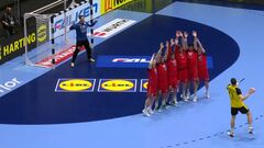 ВИДЕО. Украинский гандболист Турченко забросил потрясающий мяч норвежцам