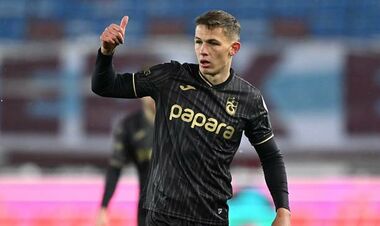 Источник: Сикан мог продолжить карьеру в топ-лиге Европы