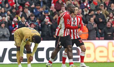 АПЛ. Уилсон принес Вест Хэму победу над Тоттенхэмом, Лидс дожал Фулхем