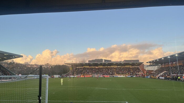 ВИДЕО. Украинец забил в дебютном матче за английский клуб