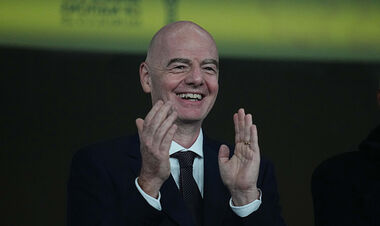 ФОТО. Стала известна «космическая» зарплата президента ФИФА