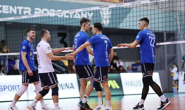 Битва за второе место Суперлиги обостряется. Ладыжин догнал Украину U20