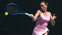 Костюк сенсаційно вилетіла з Australian Open, поступившись Жакемо