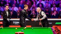 Трамп драматично проиграл ветерану. Определена финальная пара Мастерса