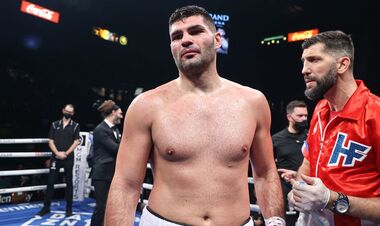 Філіп Хргович відправив чемпіона світу у суперважкій вазі до лікарні