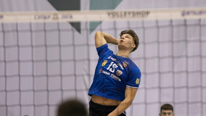 Ладыжин разгромил аутсайдера и поднялся на второе место таблицы Суперлиги