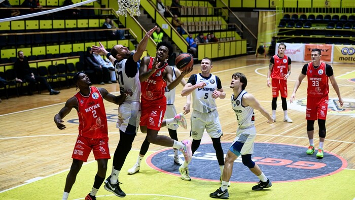Суперліга. Сотня Дніпра, впевнені перемоги Київ-Баскету та Кривбасу