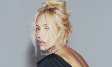 ФОТО. Невеста футболиста Динамо впечатлила новой фотосессией