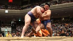 Hatsu Basho. Украинцы обходят йокодзун