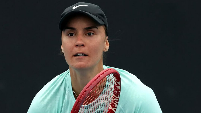 Калинина проиграла китаянке и покинула Aus Open 2026 в первом раунде основы