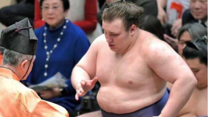 Hatsu Basho. Українці Аонішікі і Шіші стають лідерами