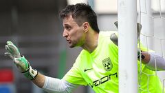 Бывший голкипер Шахтера попал в заявку аматорского клуба из Украины