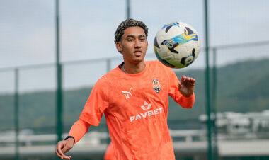 В Англії у захваті від зіркового гравця донецького Шахтаря