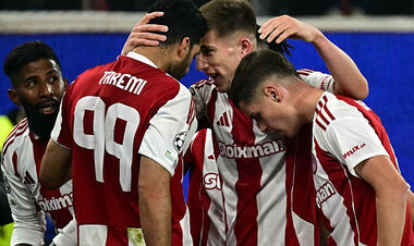 Олімпіакос переграв Баєр, Яремчук весь матч провів на лаві запасних