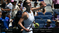 Элина Свитолина – Линда Климовичова. Непростой первый сет. Видеообзор матча